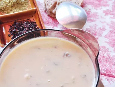 Kremalı Mantar Çorbası-Zeyneb Usulüyle