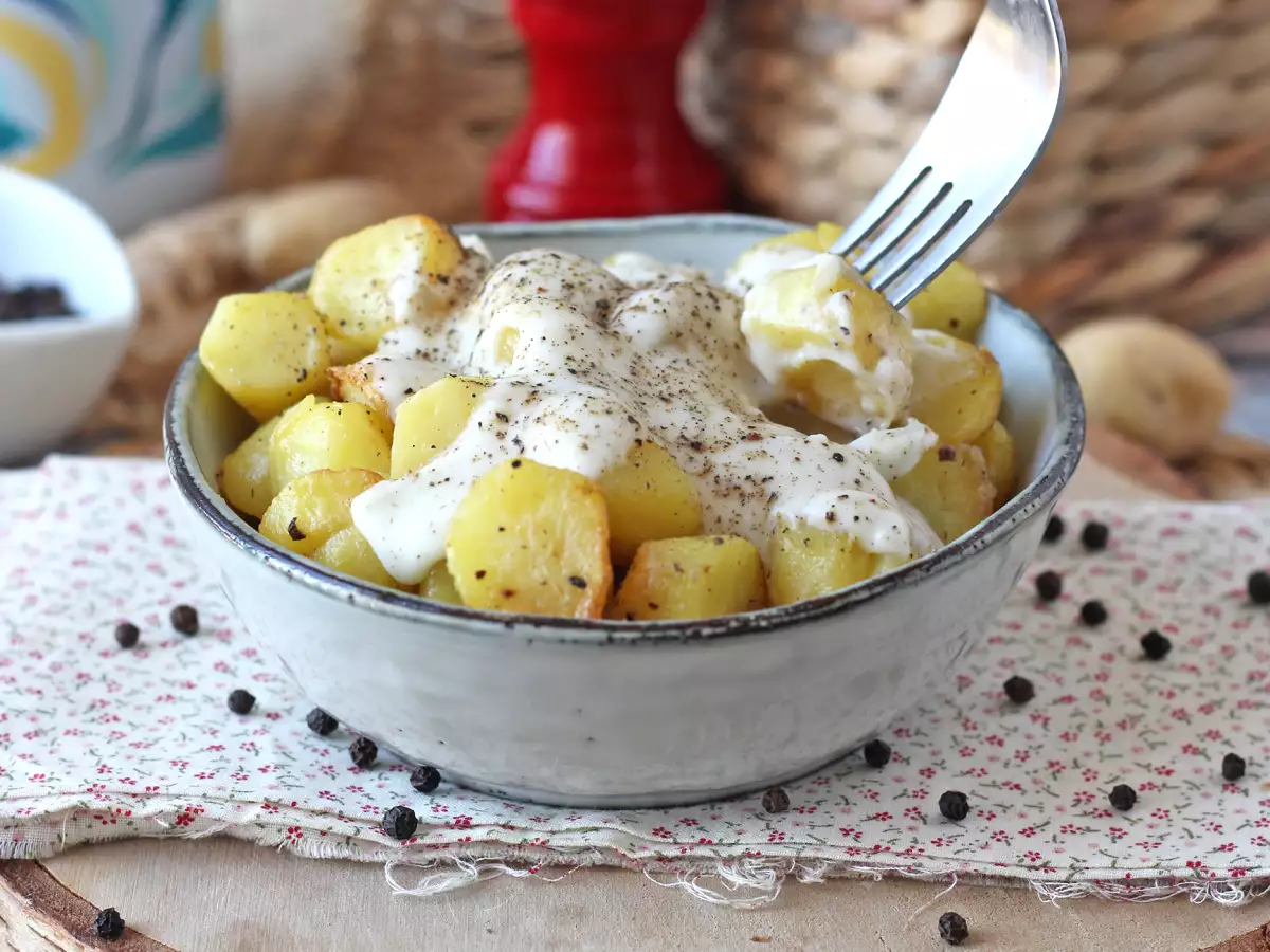 Kremalı fırında cacio e pepe patates: herkesi çıldırtan kolay garnitür! - fotoğraf 2