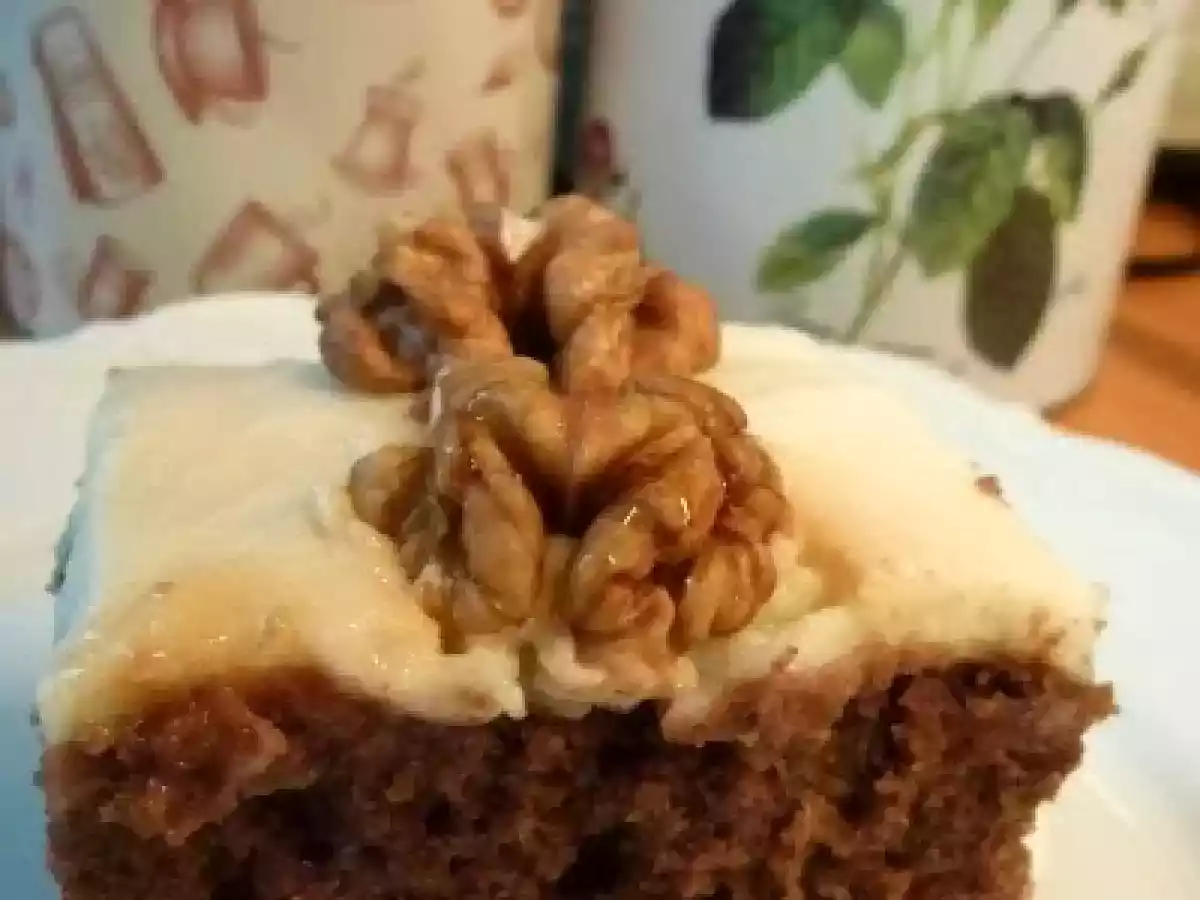 Kremalı Karamel Soslu Kek
