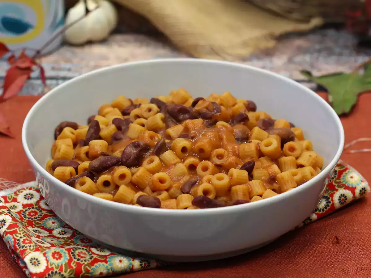 Kremalı Pasta e Fagioli: Pratik ve Kolay Fasulyeli Makarna Tarifi
