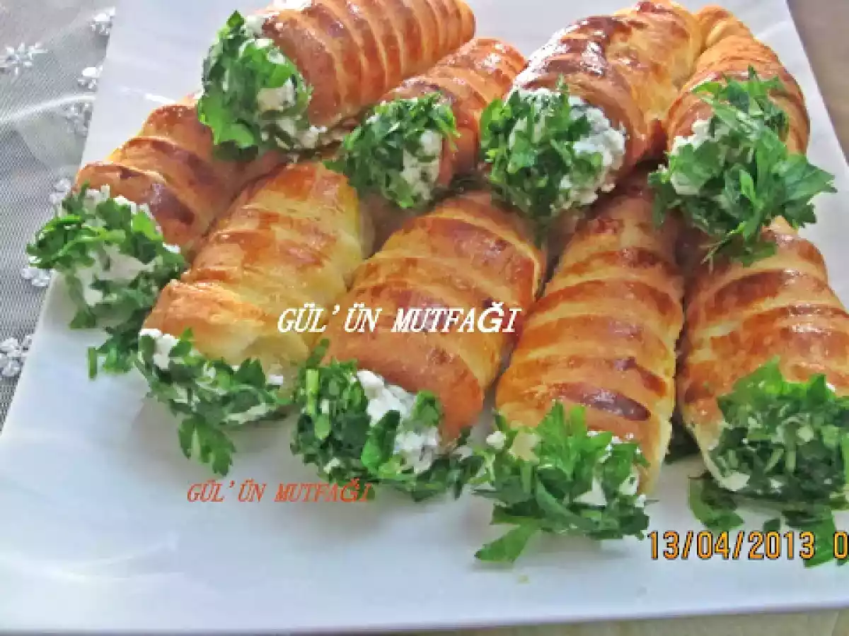 KÜLAH POAÇA