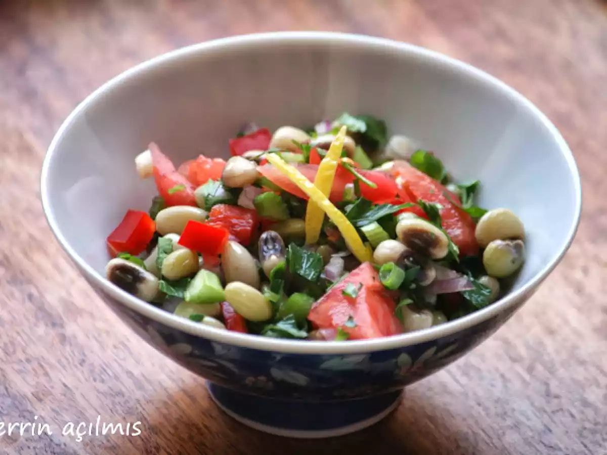 Kuru börülce salatası......