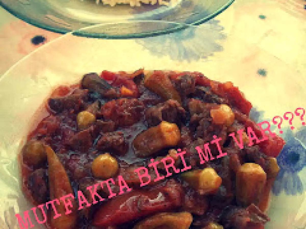 KUSBASI ETLI BAMYA YEMEGI