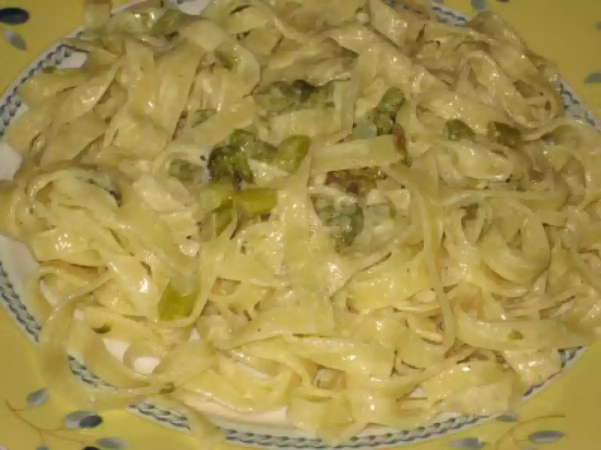 KUSKONMAZLI KREMALI TAGLIATELLE