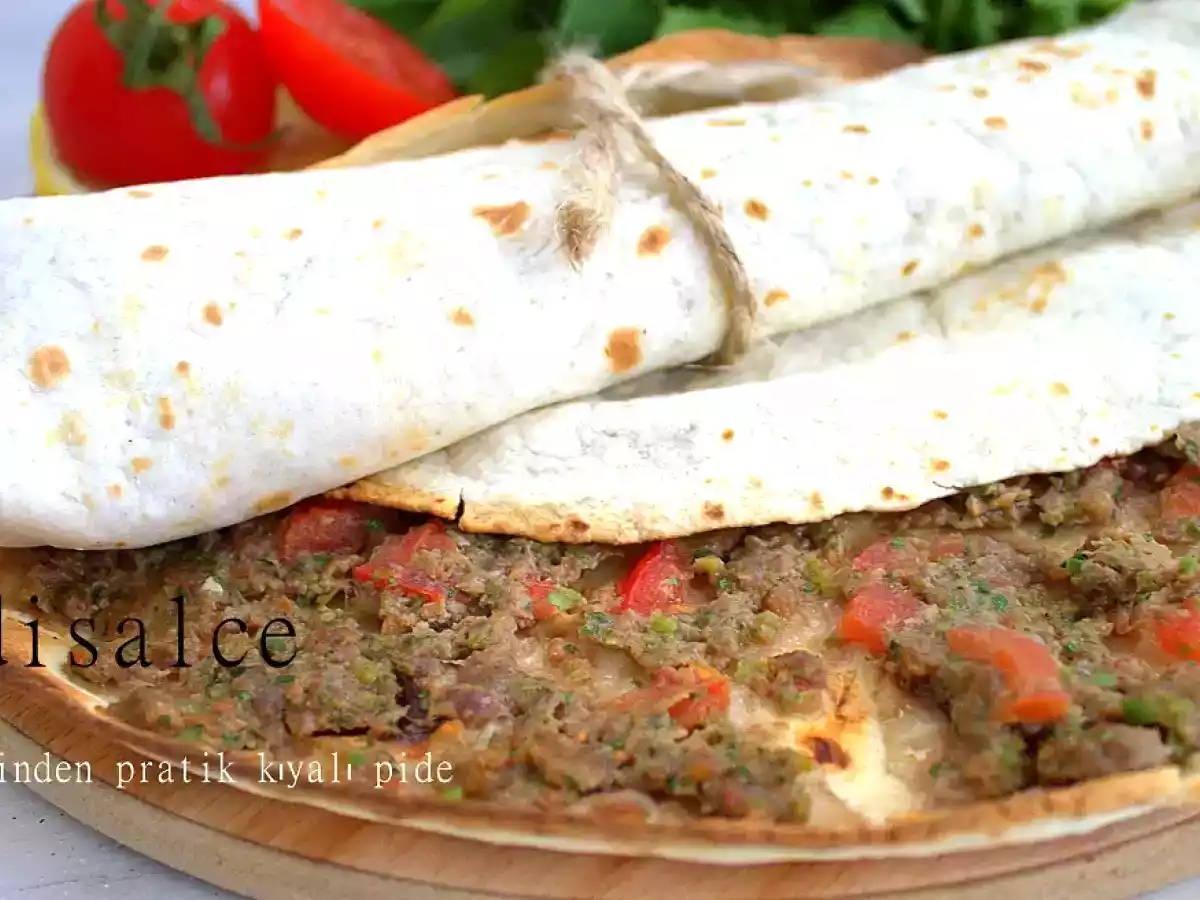 LAVAŞ EKMEĞİNDEN PRATİK KIYMALI PİDE