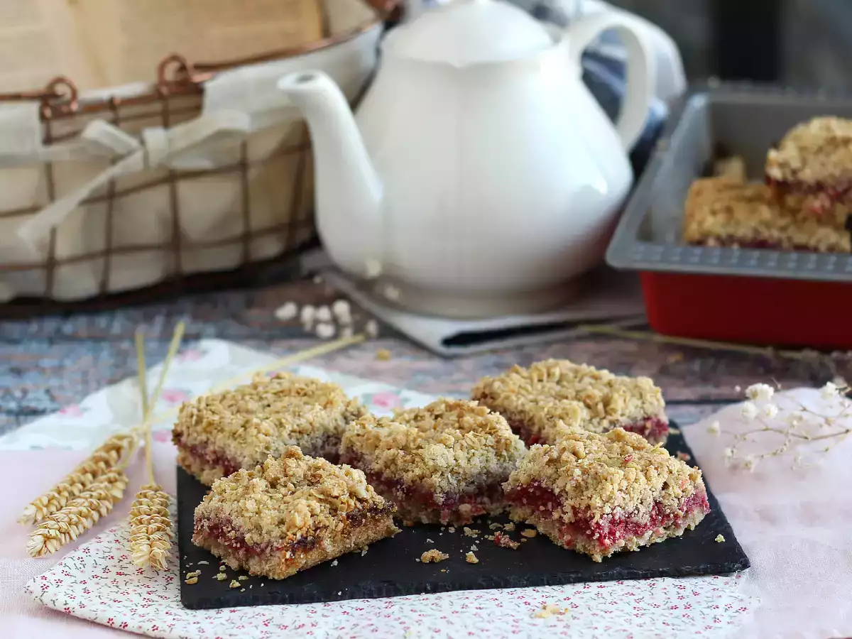 Lezzetli Ahududulu Crumble Kek: Çıtır ve Yumuşak - fotoğraf 4