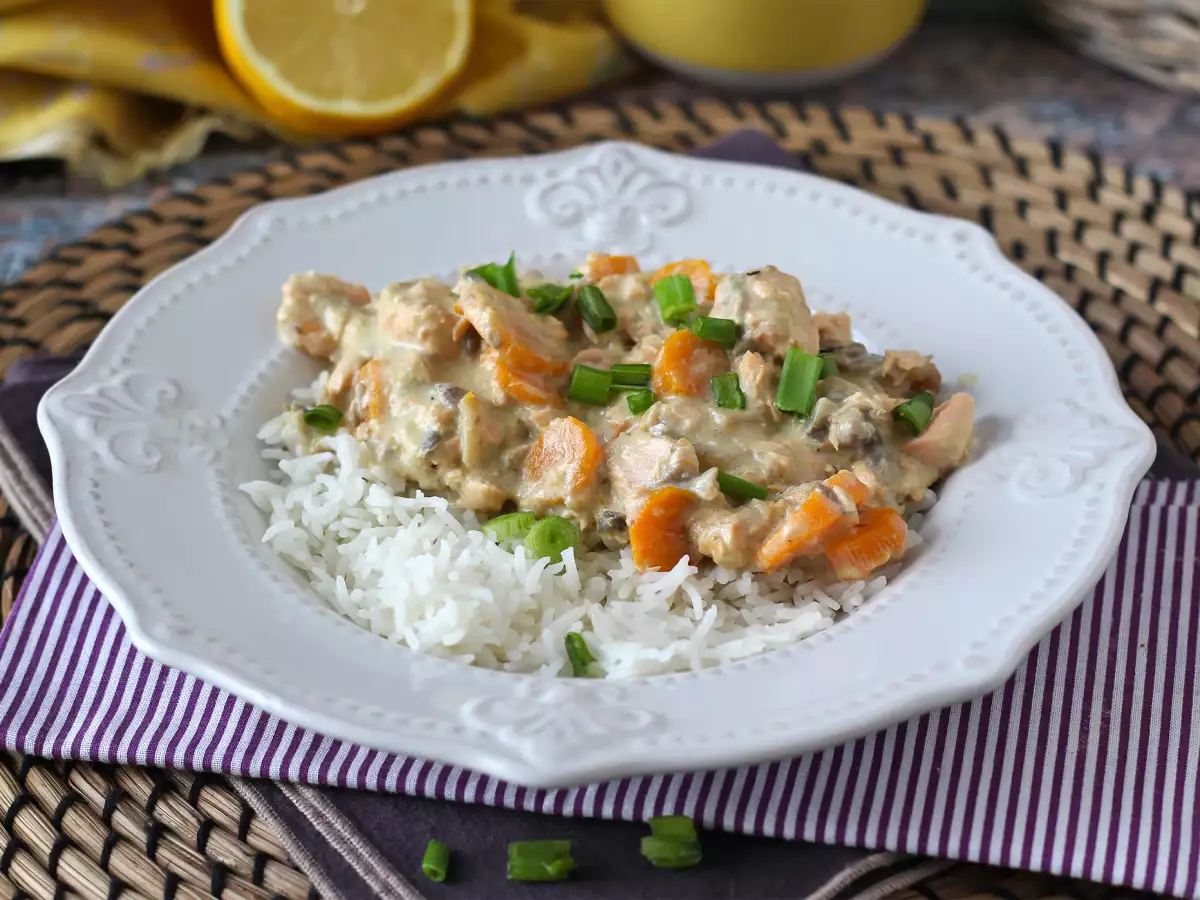 Lezzetli Somon Yahnisi (Blanquette)