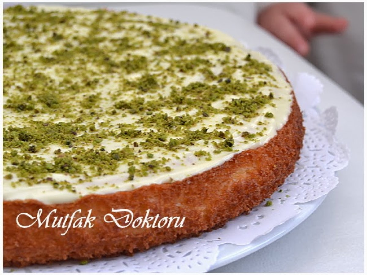 LİMONLU BEYAZ CİKOLATALI KEK