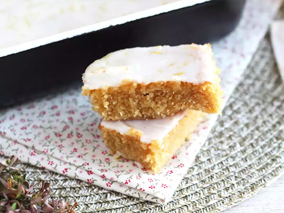 Limon Soslu Limonlu ve Yulaflı Brownie