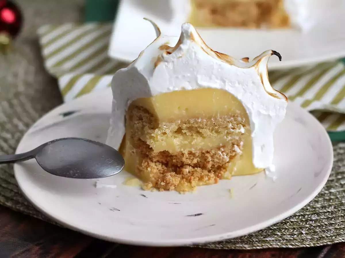 Limonlu Beze Tartı Şeklinde Yılbaşı Kütük Pastası - fotoğraf 5
