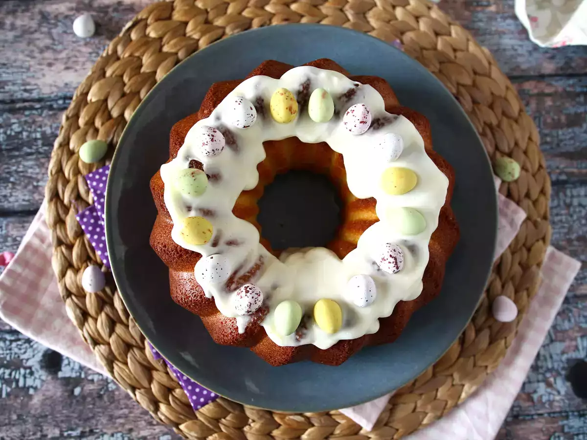 Limonlu ve beyaz çikolatalı Paskalya Bundt keki - fotoğraf 6