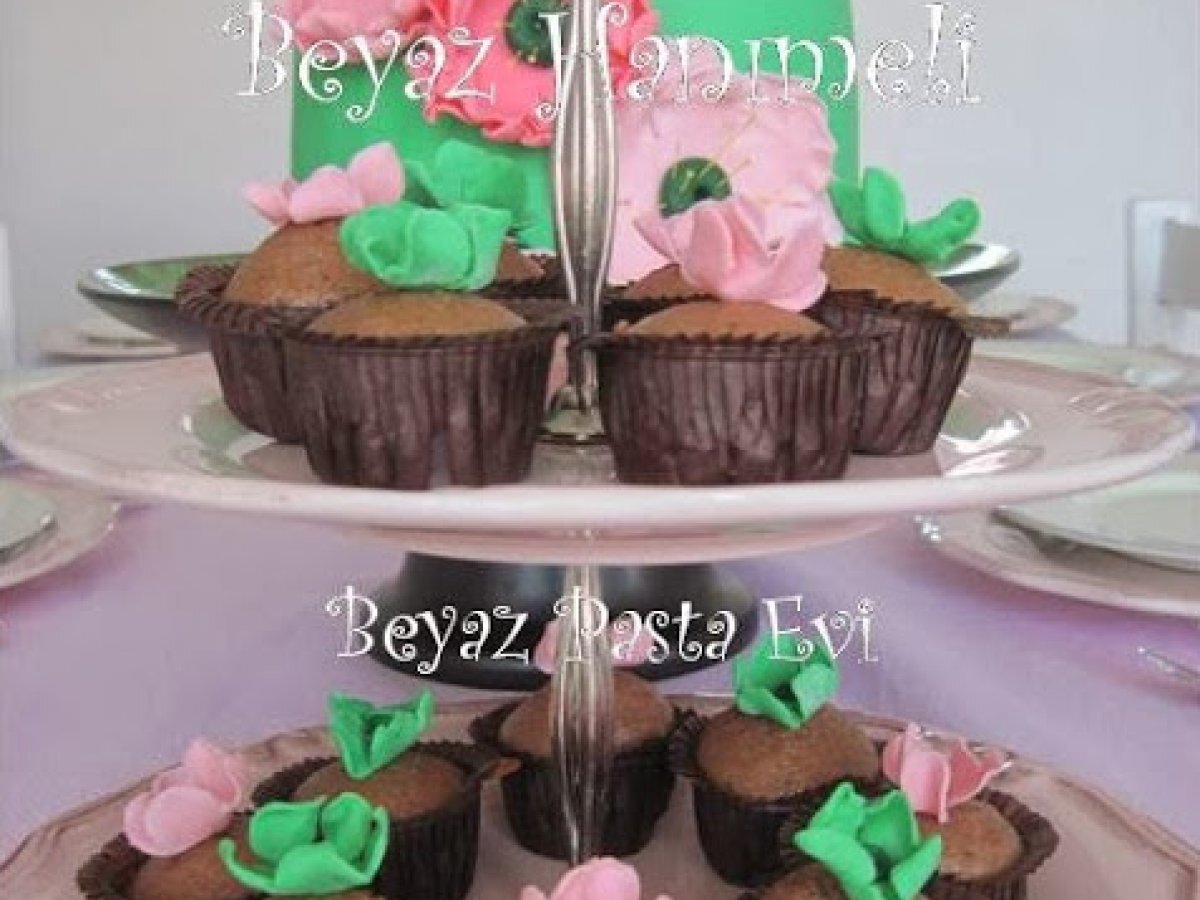 Limonlu ve kakaolu muffinler