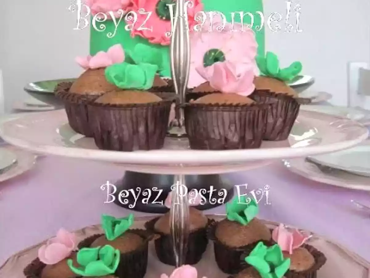 Limonlu ve kakaolu muffinler