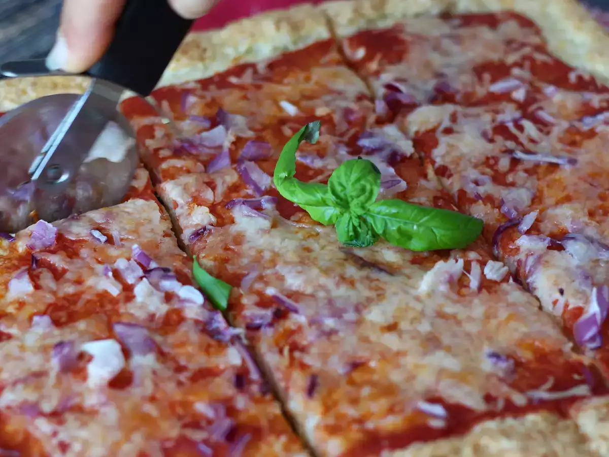 Lor Peynirli Pizza - fotoğraf 6