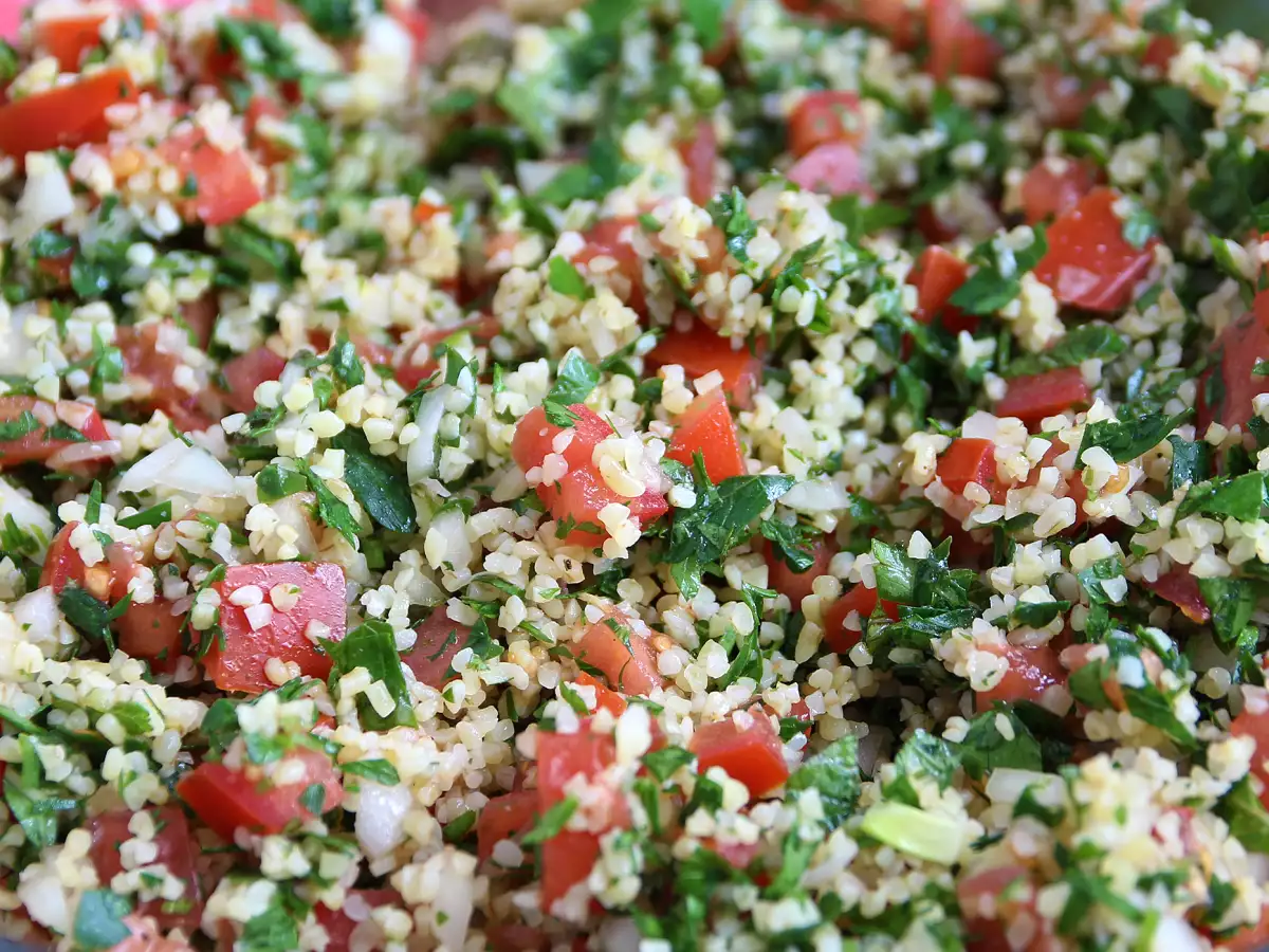 Lübnan Usulü Tabule Salatası: Mis Kokulu ve Ferahlatıcı - fotoğraf 4