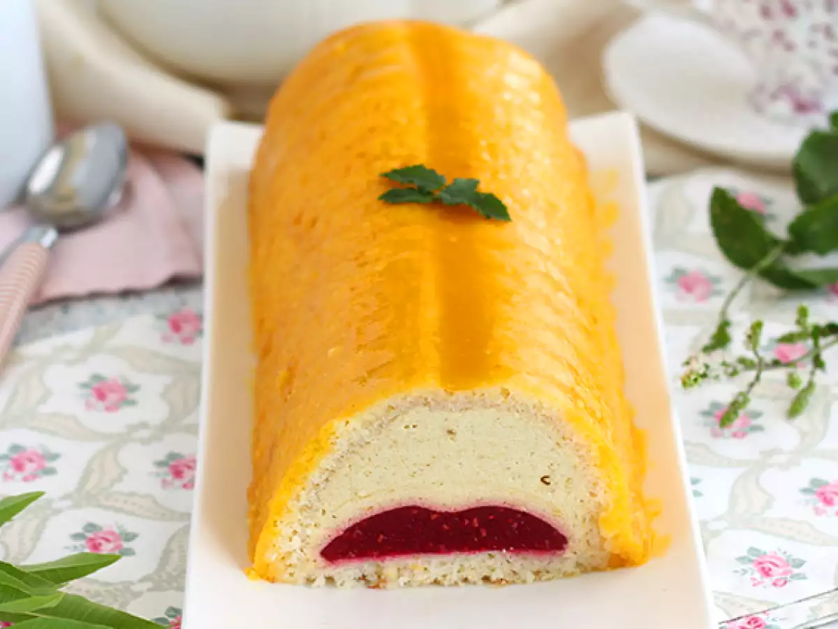 Mangolu ve Ahududulu Yılbaşı Kütük Pastası - fotoğraf 2