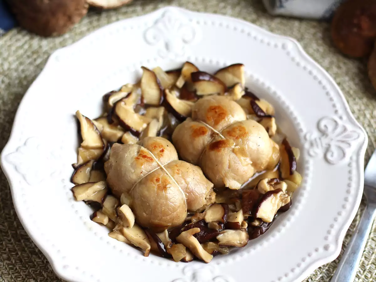 Mantar soslu domuz roulades - fotoğraf 2