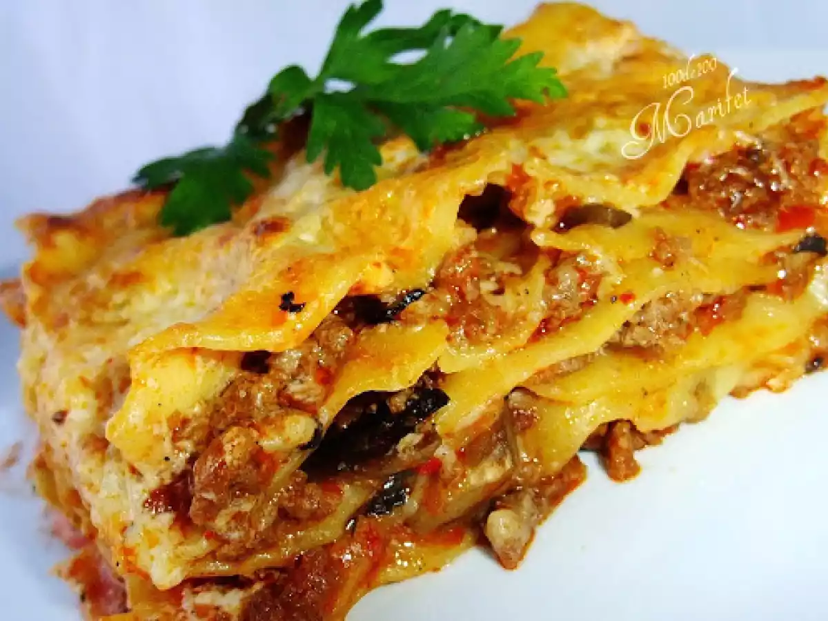 Mantarli ve Kiymali Kolay Lazanya
