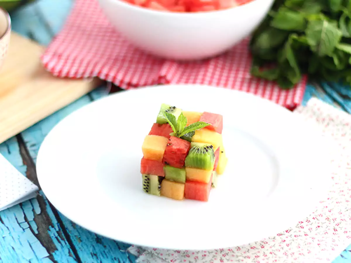 Meyveli Rubik Küpü, tasarımcı meyve salatası - fotoğraf 3