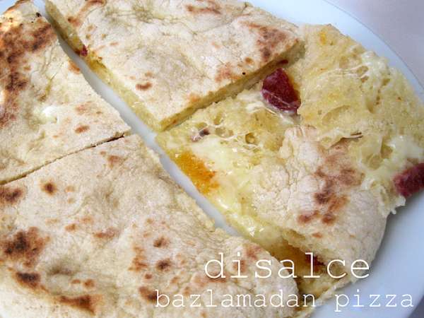 MİKRODALGADA BAZLAMADAN PİZZA MİKRODALGADA BAZLAMADAN PİZZA