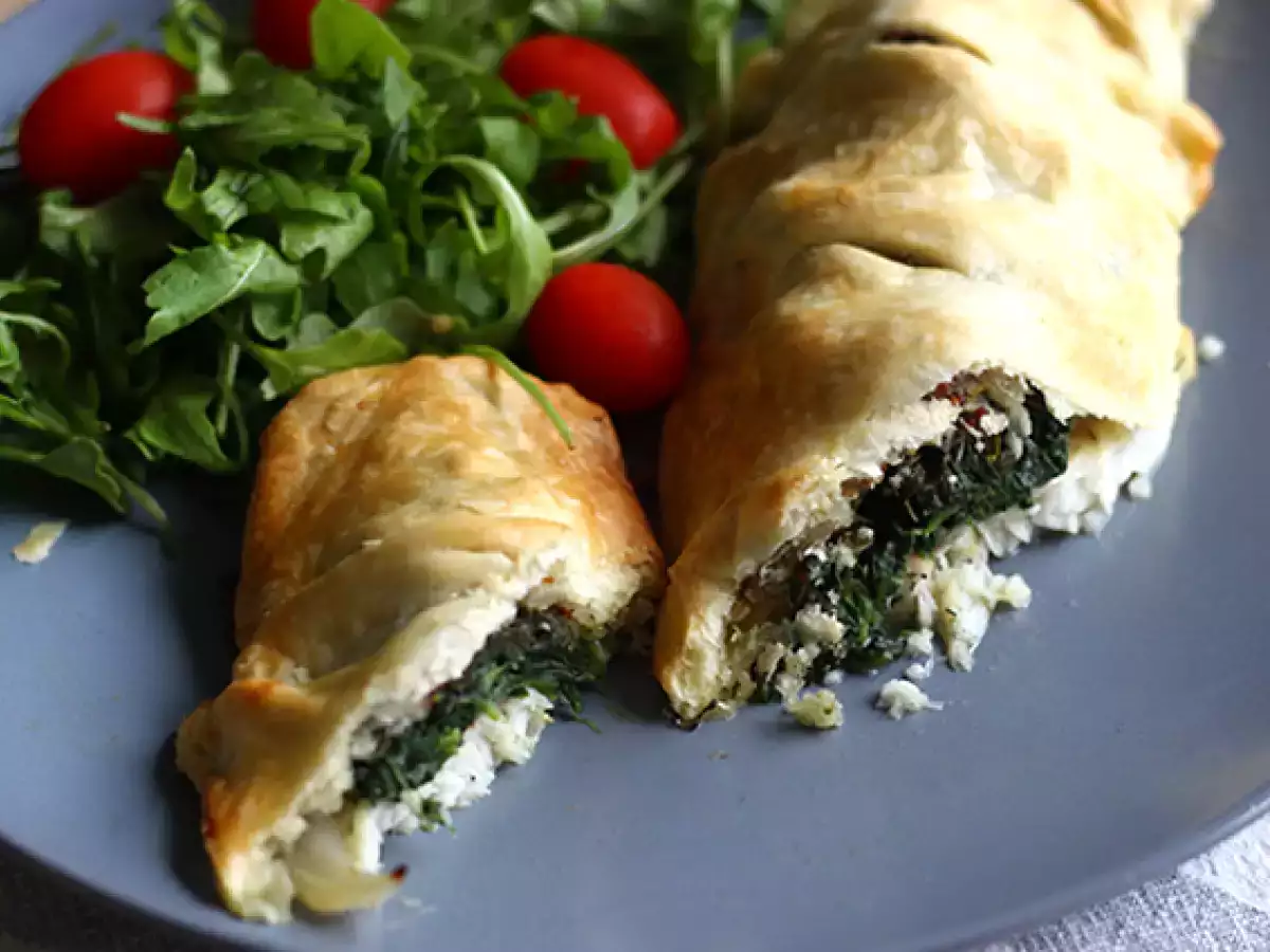 Milföy hamurunda ıspanaklı barlam balığı