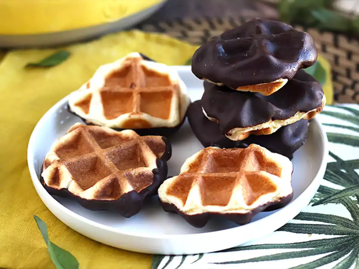 Mini çikolatalı waffle