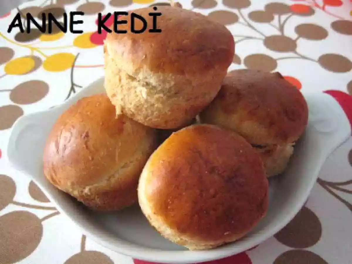 Minik Ekmekler / Brioche