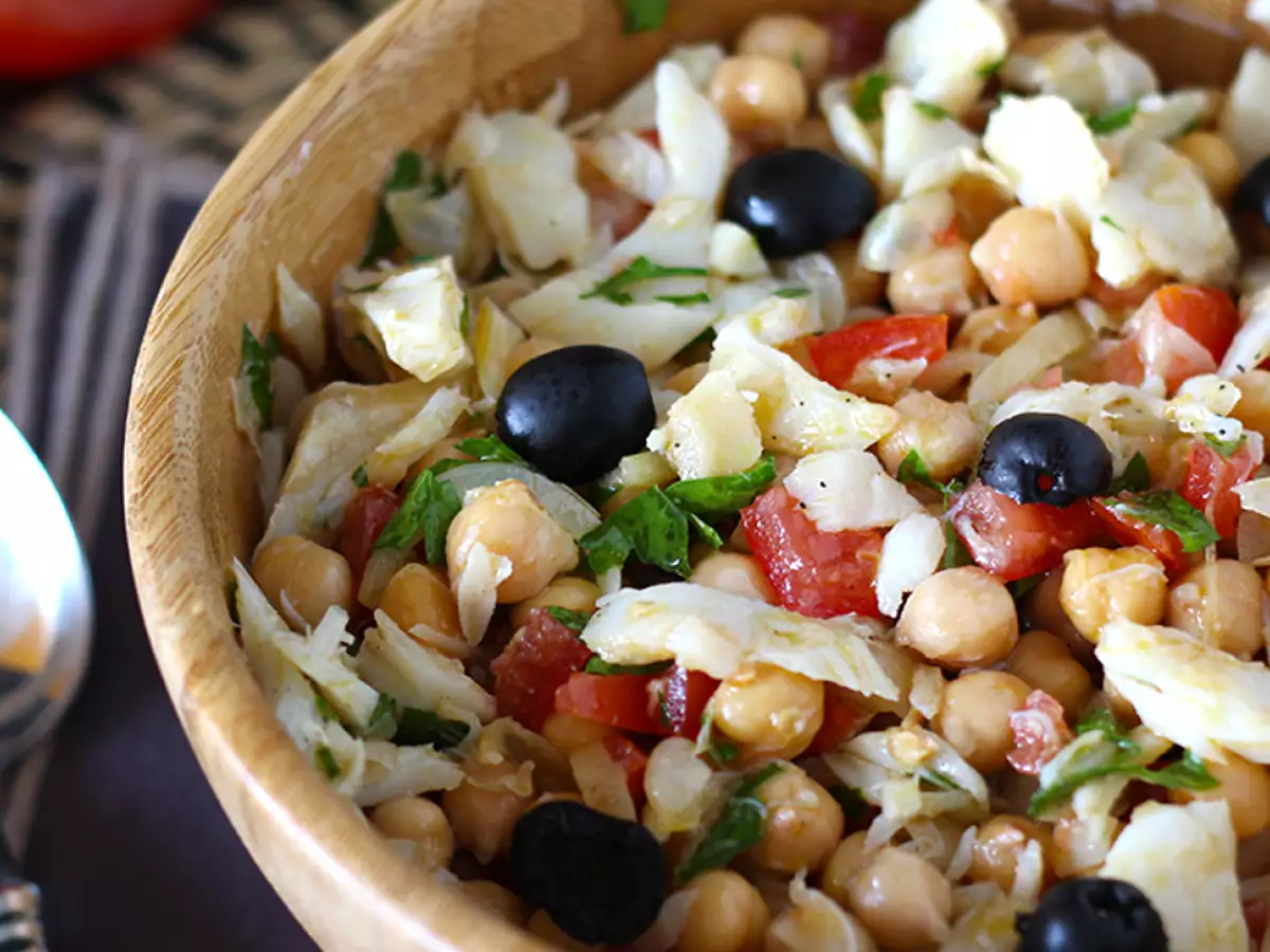 Morina Balıklı Nohut Salatası - fotoğraf 3