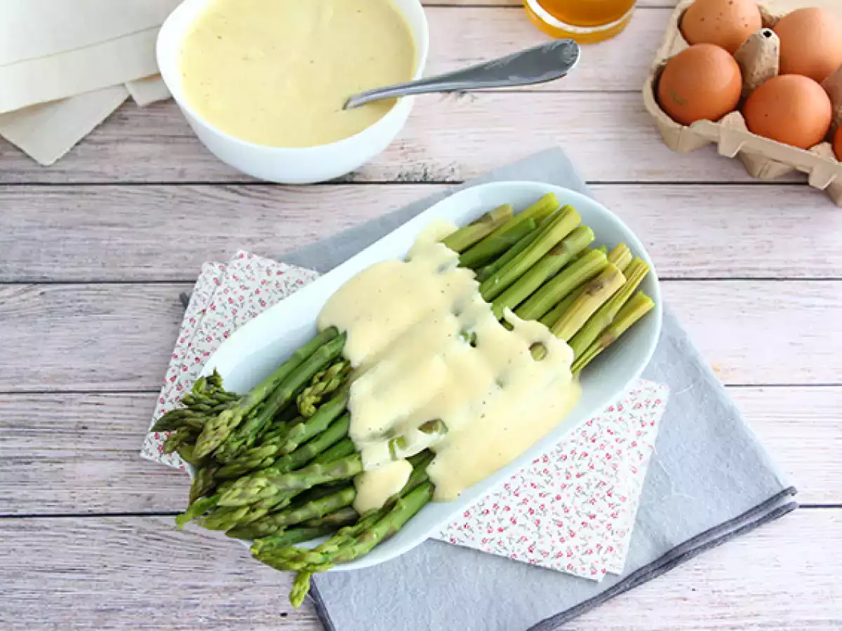 Mousseline soslu kuşkonmaz - fotoğraf 2