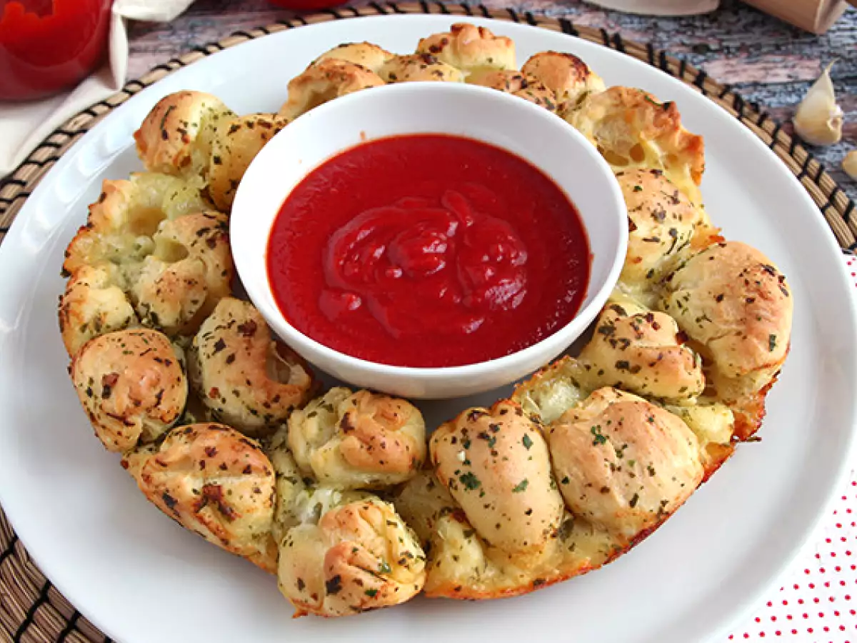 Mozzarella Dolgulu Pizza Çelengi - fotoğraf 2
