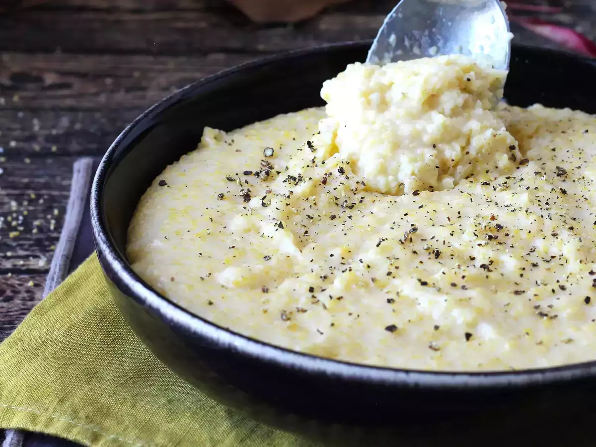 Mükemmel kremalı polenta: yumuşak ve lezzetli bir yemek için kolay tarif - fotoğraf 5