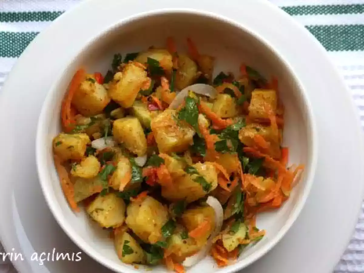 Nepal usulü patates salatası........