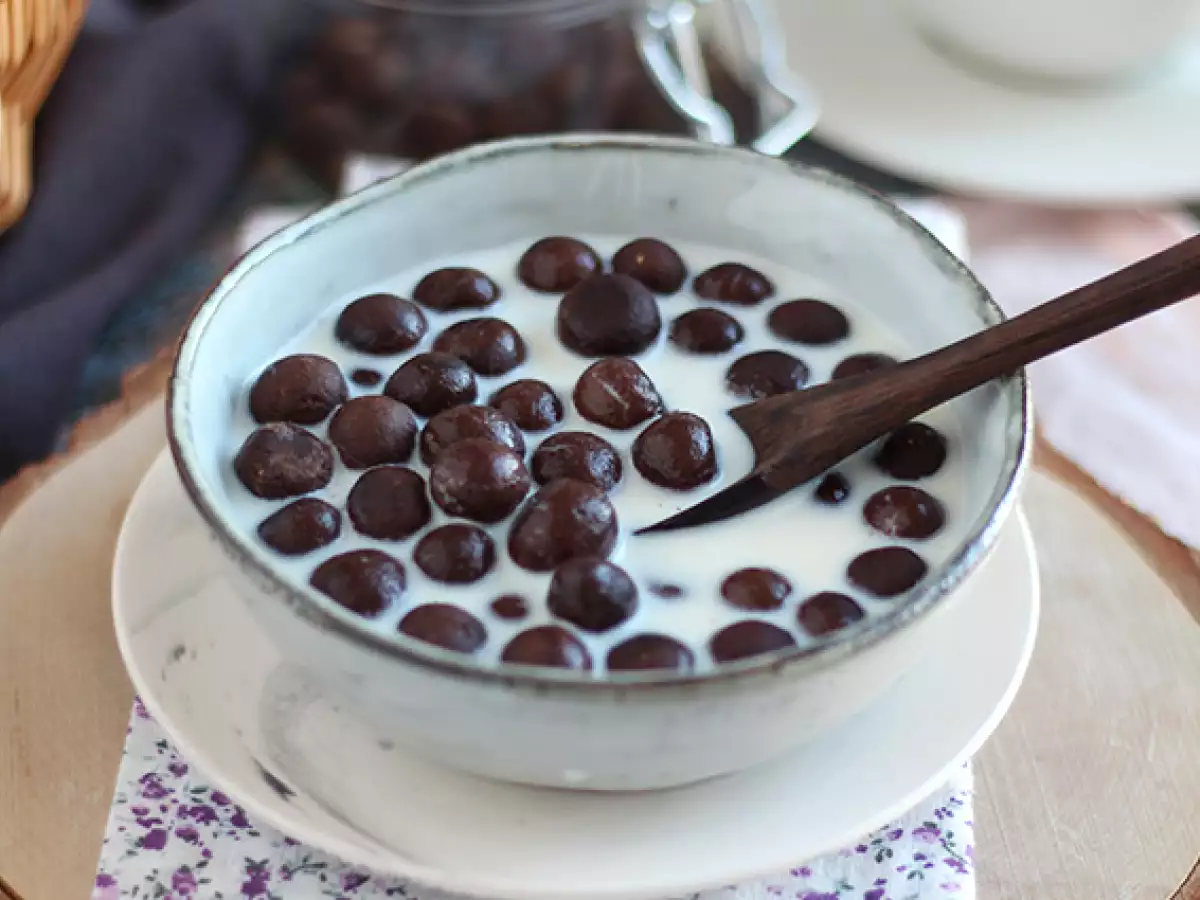 Nesquik Tarzı Çikolatalı Kahvaltılık Toplar