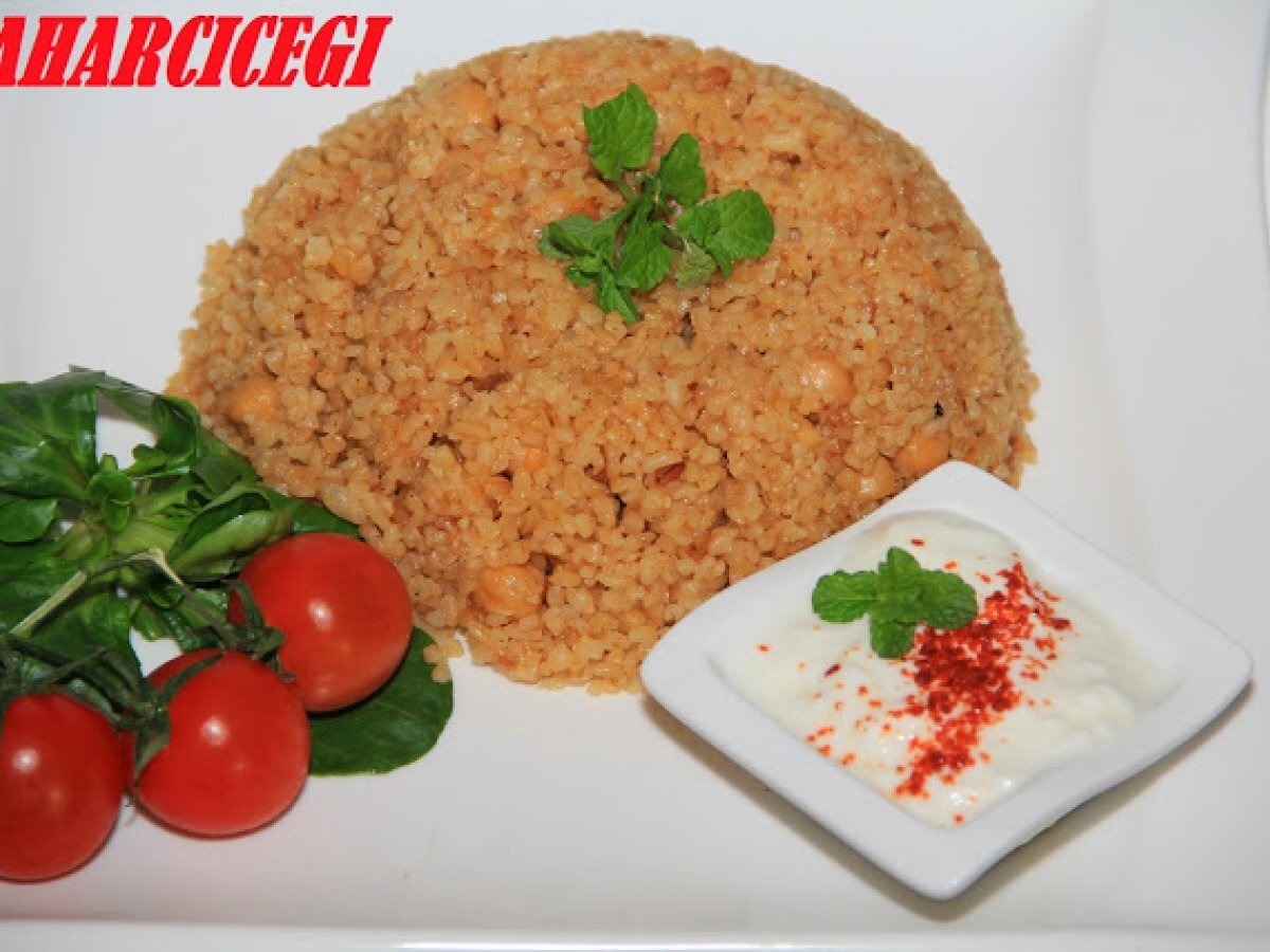 NOHUTLU BULGUR PILAVI