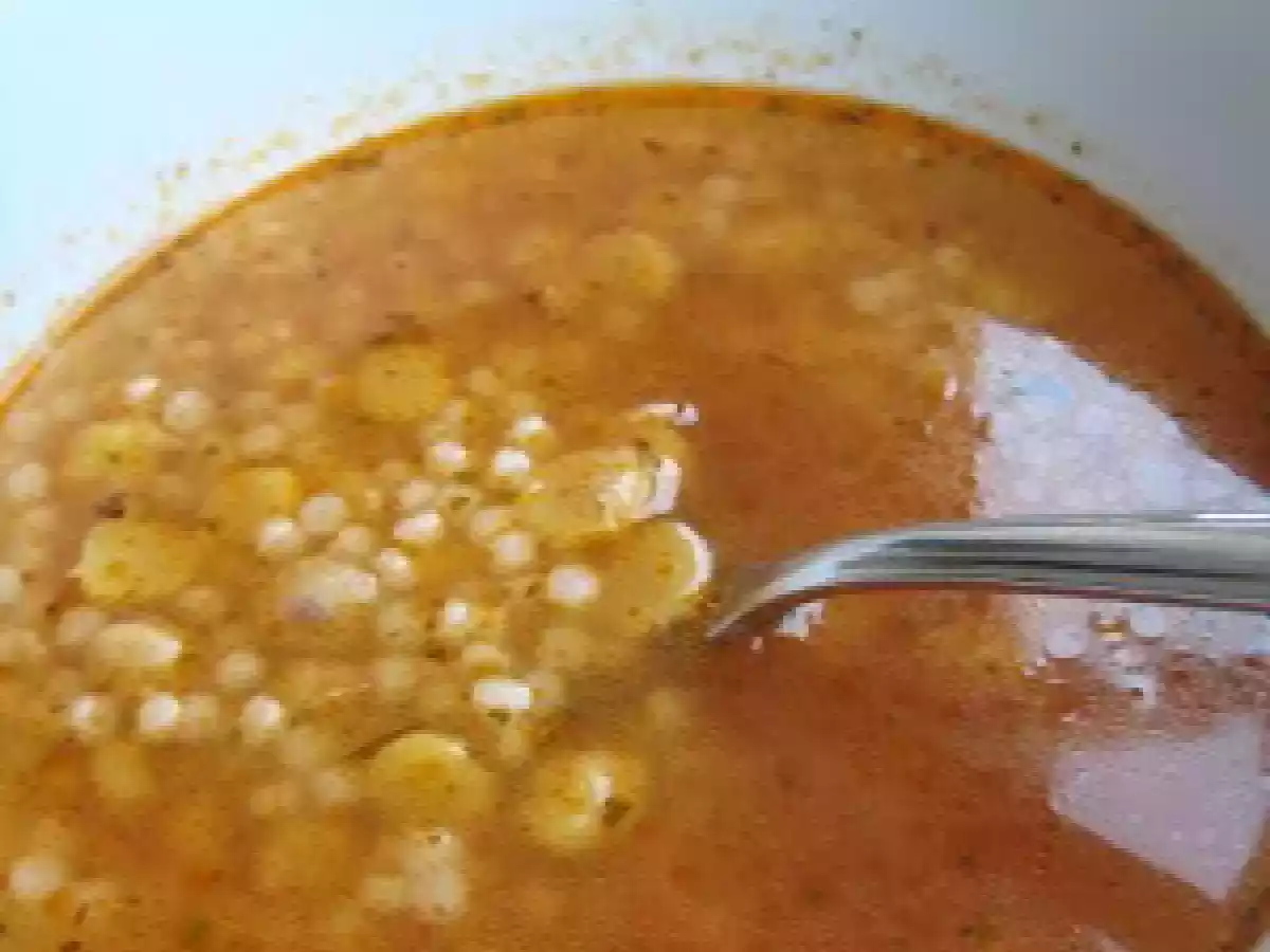 Nohutlu Makarnalı Çorba
