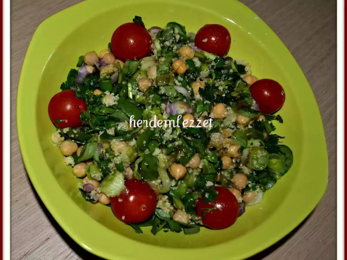 NOHUTLU SEMİZOTU SALATASI