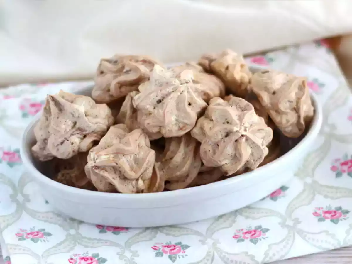 Nutellalı Meringues - fotoğraf 2