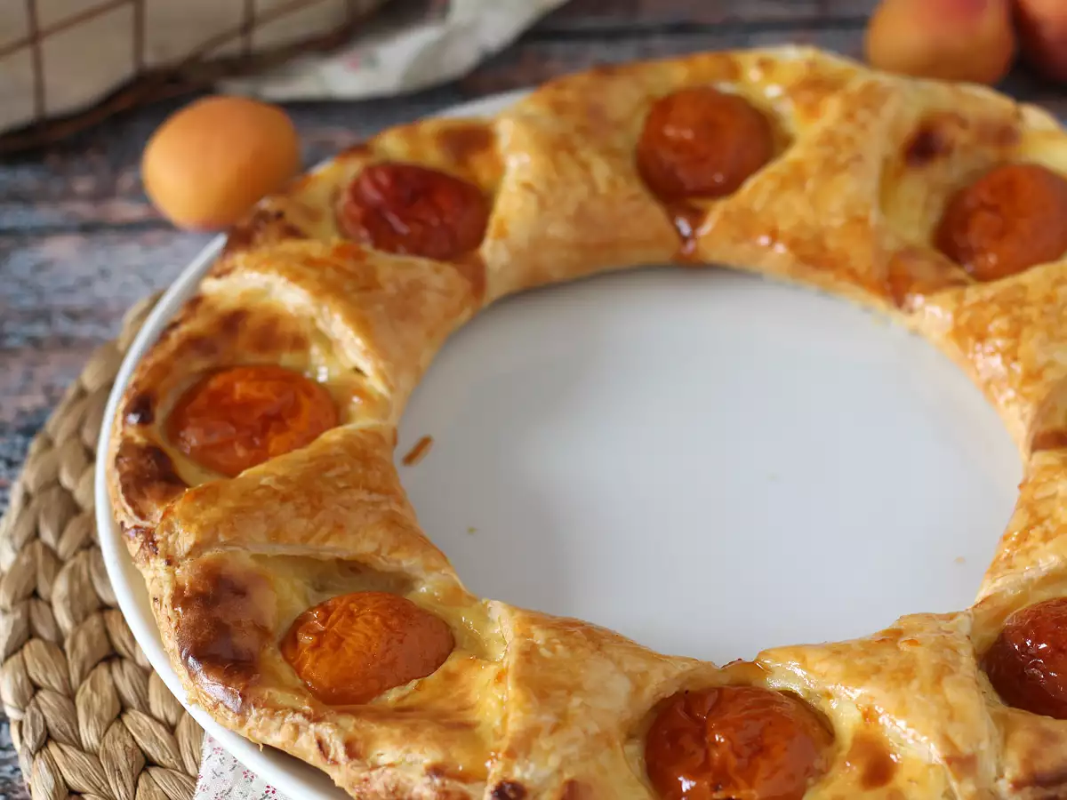 Oranais Tartı – Milföy Hamuru, Pastacı Kreması ve Kayısı - fotoğraf 2