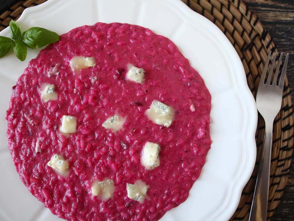 Pancar ve gorgonzola risotto: renk ve yoğun lezzet patlaması - fotoğraf 5