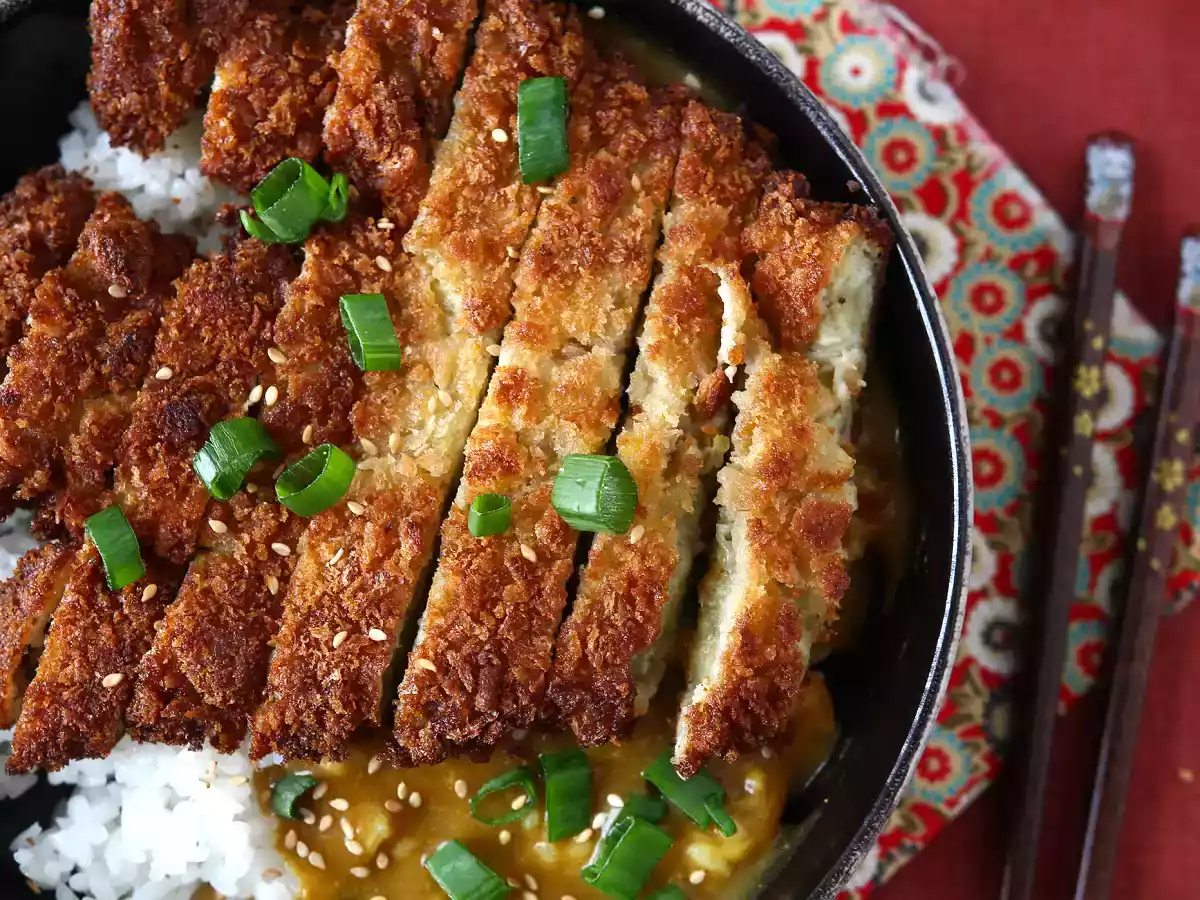 Panko ekmek kırıntıları ile ekmekli patlıcan, katsu tarzı Japon körisi ama vejetaryen - fotoğraf 3
