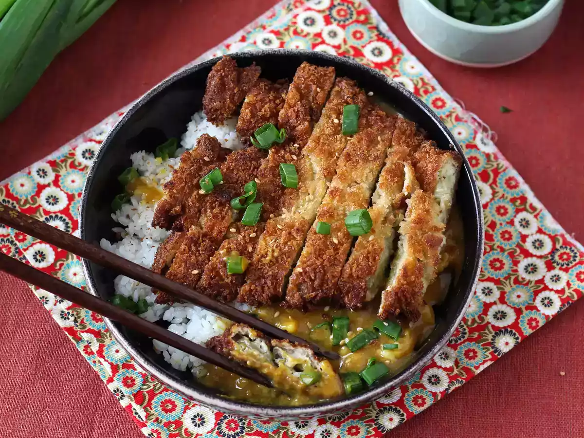 Panko ekmek kırıntıları ile ekmekli patlıcan, katsu tarzı Japon körisi ama vejetaryen - fotoğraf 7