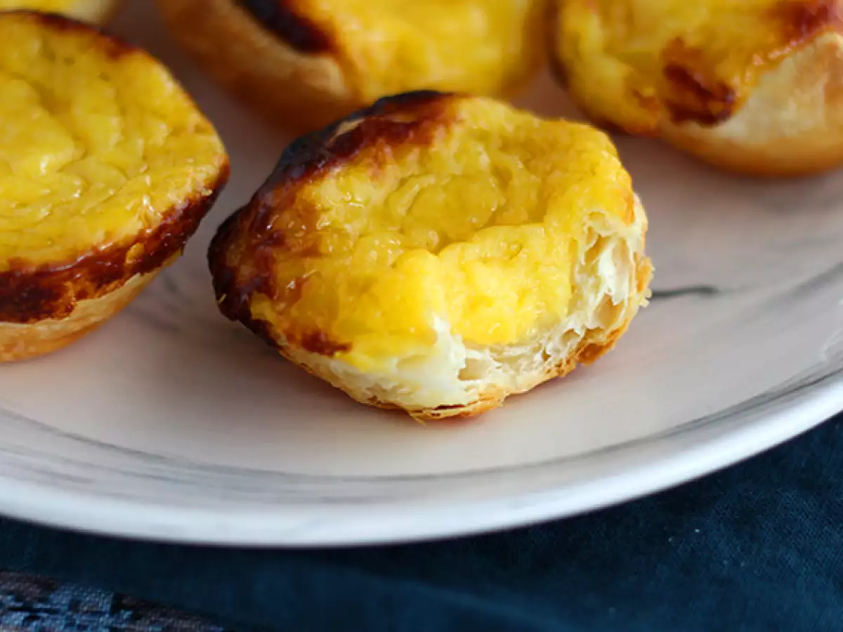 Pastéis de Nata (Portekiz usulü mini kremalı tartlar) - fotoğraf 4
