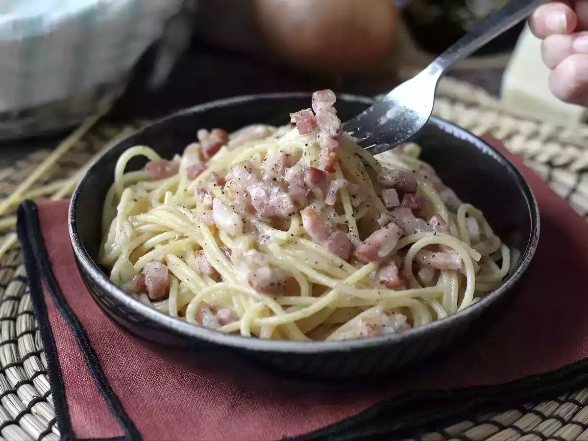 Pastırmalı makarna: kolay, ucuz ve kremalı - fotoğraf 6