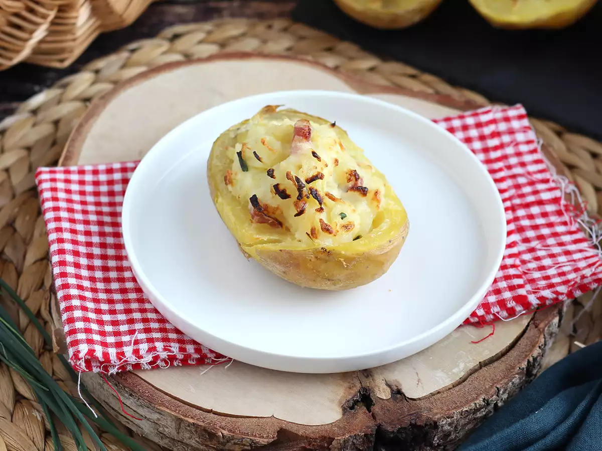 Pastırmalı ve Peynirli Fırında Patates - fotoğraf 6