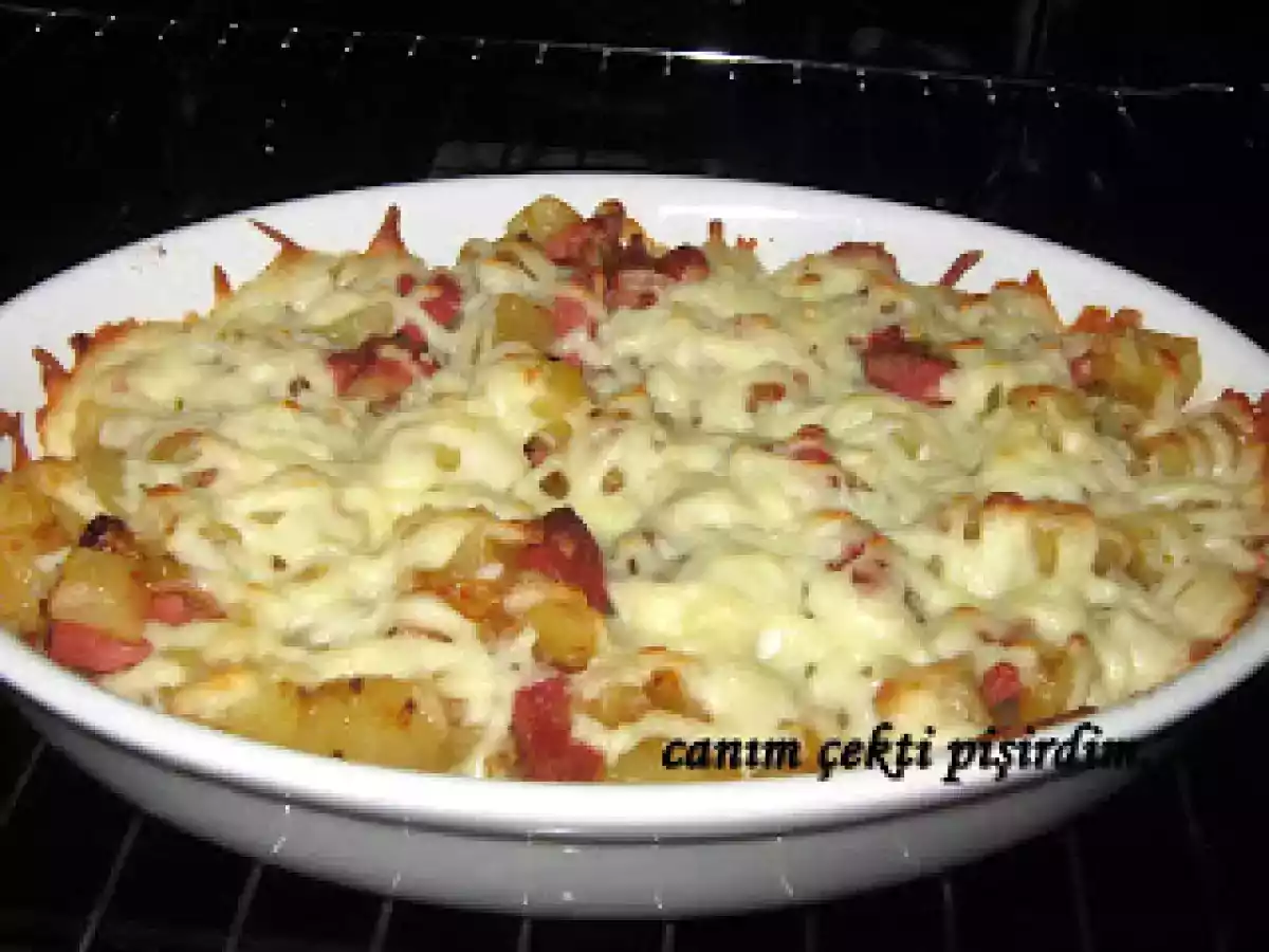 PATATES PİZZASI