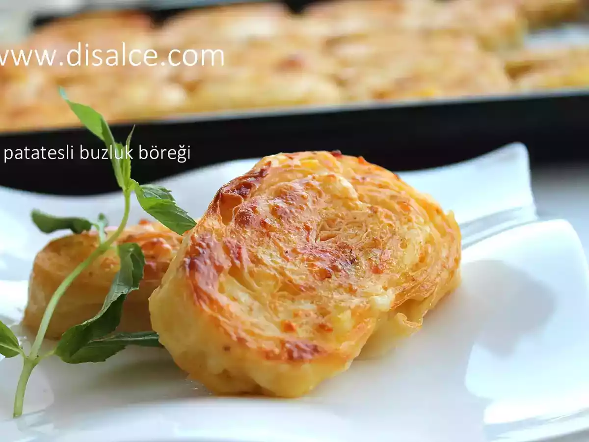 PATATESLİ BUZLUK BÖREĞİ