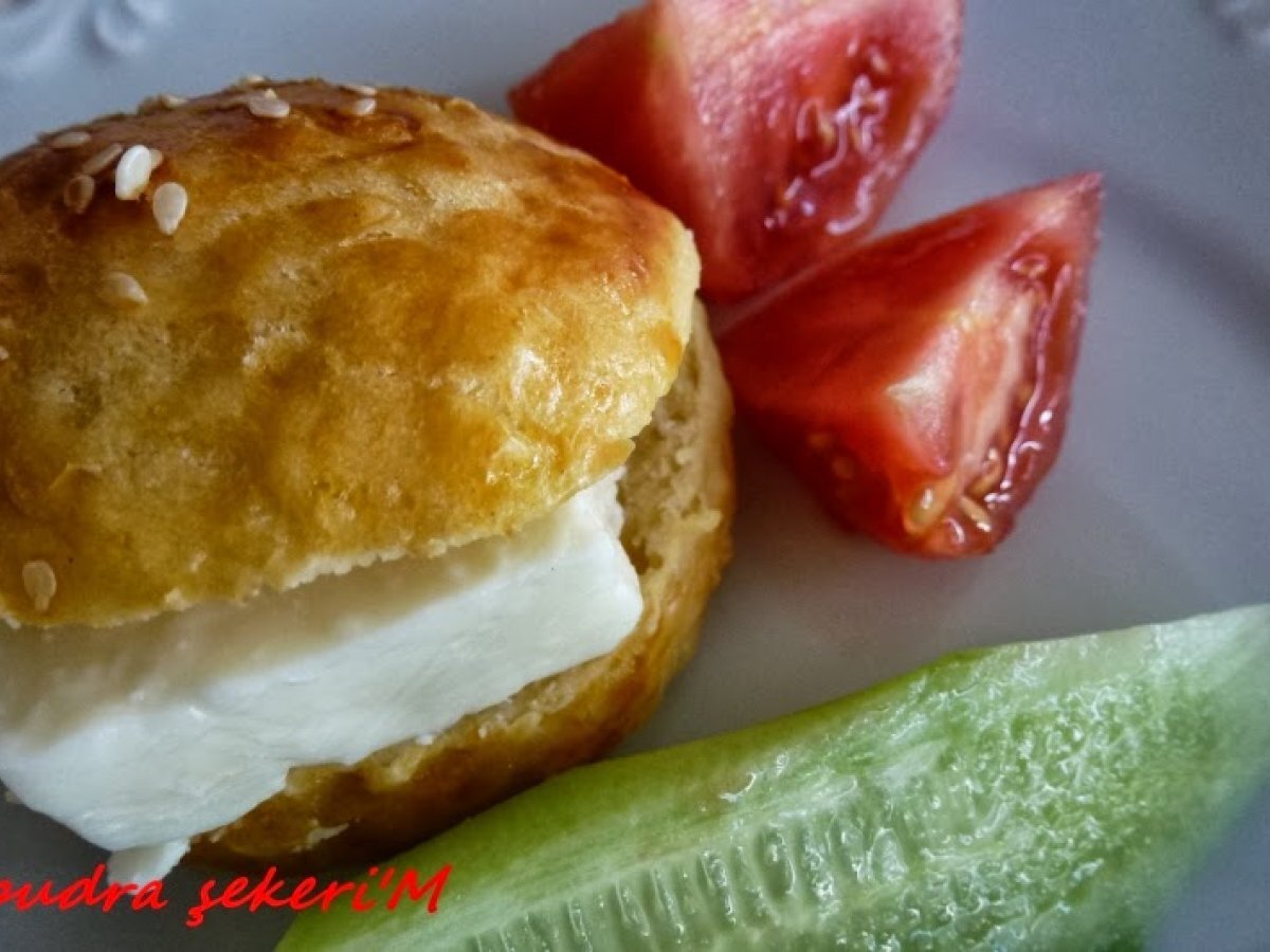 Patatesli Kahvaltı Poğaçası