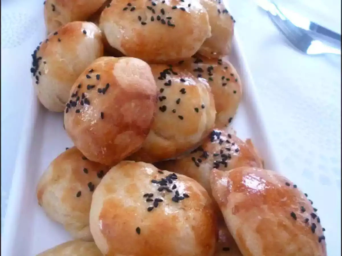 Patatesli Kaşarlı Poğaça (Kuru Mayalı)