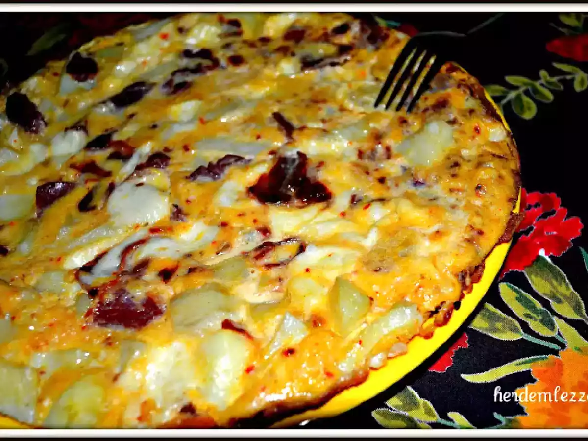 PATATESLİ PASTIRMALI OMLET