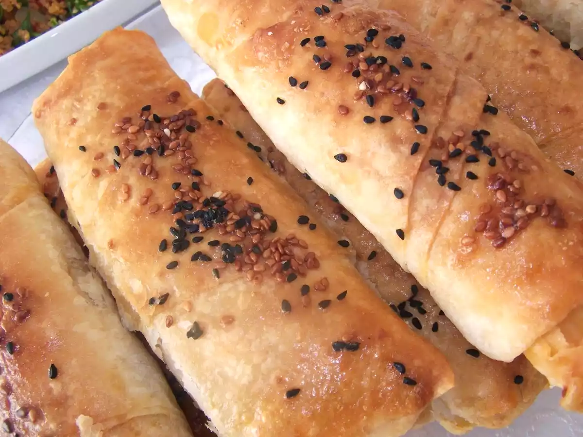 Patetesli çıtır börek